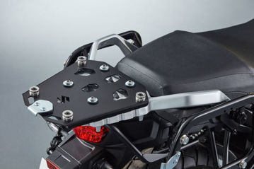 Show details for TOPPBOXFÄSTE TILL ALUMINIUM TOPPBOX V-STROM 650 Picture of TOPPBOXFÄSTE TILL ALUMINIUM TOPPBOX V-STROM 650