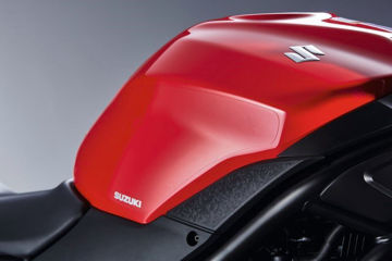 Show details for TANKSKYDDSFOLIE, TRANSPARENT SV650 Picture of TANKSKYDDSFOLIE, TRANSPARENT SV650