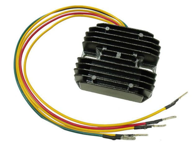 Bild på Voltregulator Universal 5-kablar