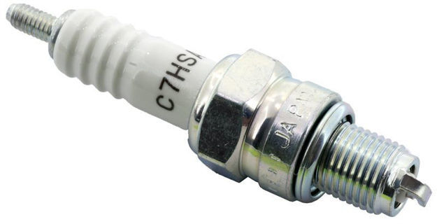 C7HSA Tändstift