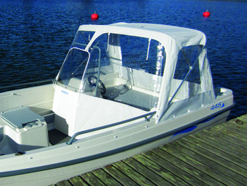 Visa detaljer för Akterkapell Terhi 445 C/450 C (sidoräcken krävs) Bild på Akterkapell Terhi 445 C/450 C (sidoräcken krävs)