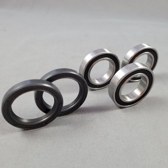 Bilde av Bakhjulslagersats Honda CR125 00-07 + CRF250R/450R02-18