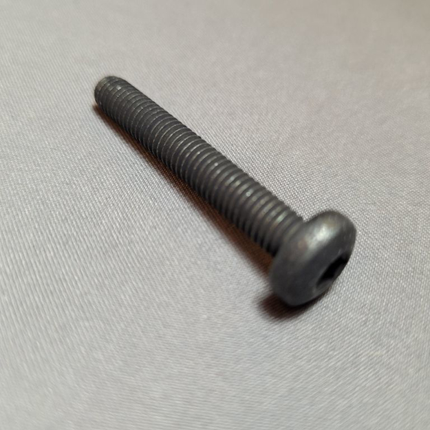 Bild på SCREW,MACH-TSPNH M6X1.0X40 CL8.8 BLK