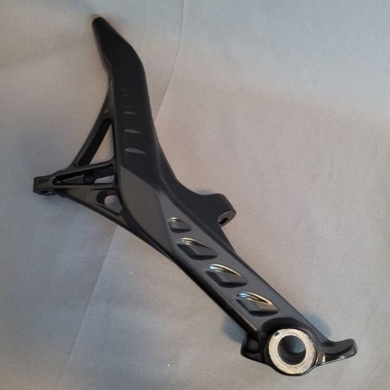 Bilde av SPINDLE, STEERING - RIGHT - BLACK